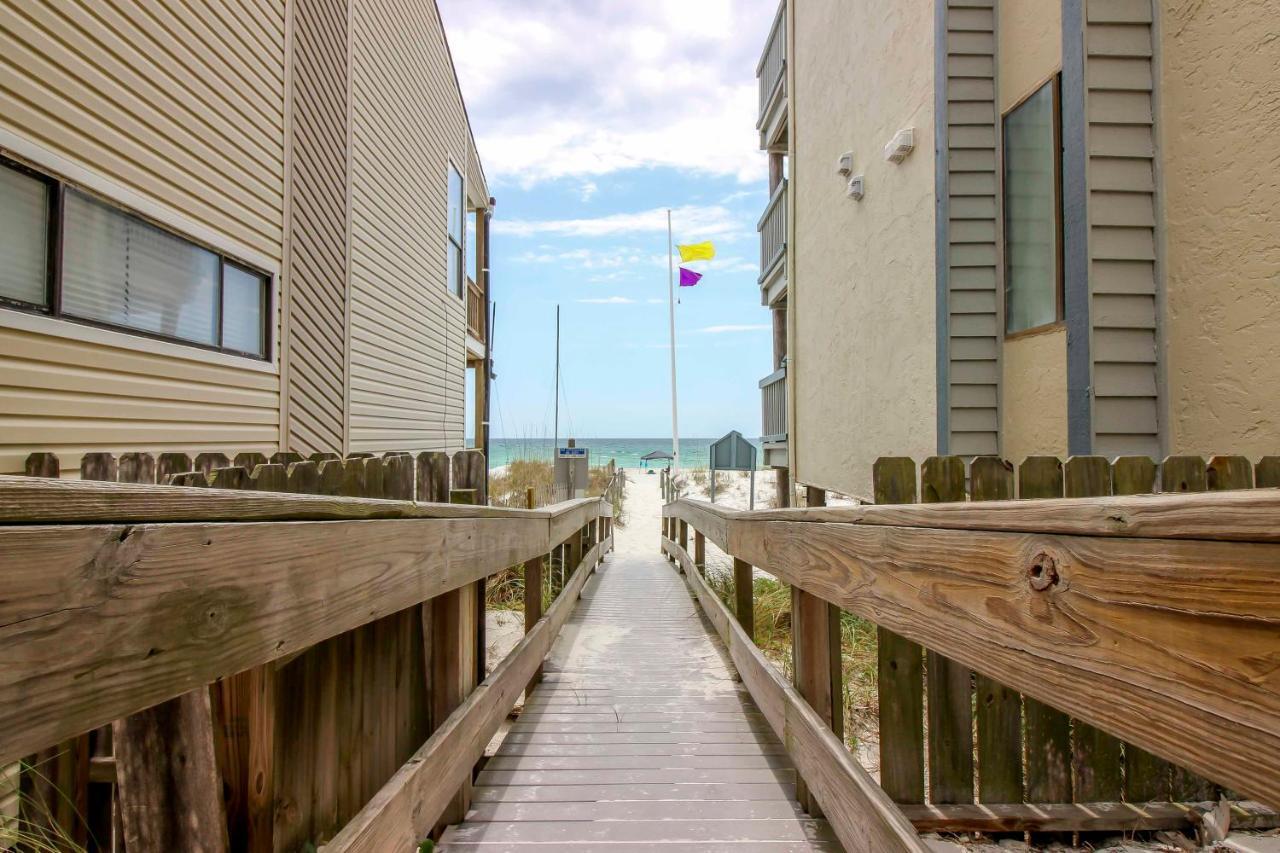 Pcb Condo With Balcony Close To The Beach! Panama City Beach Exterior photo